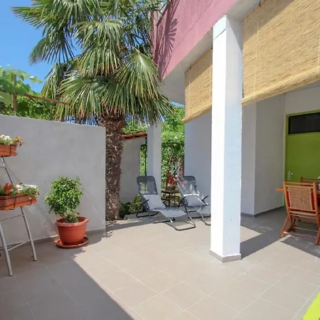 Apartment Modernes Studio In Strandnahe